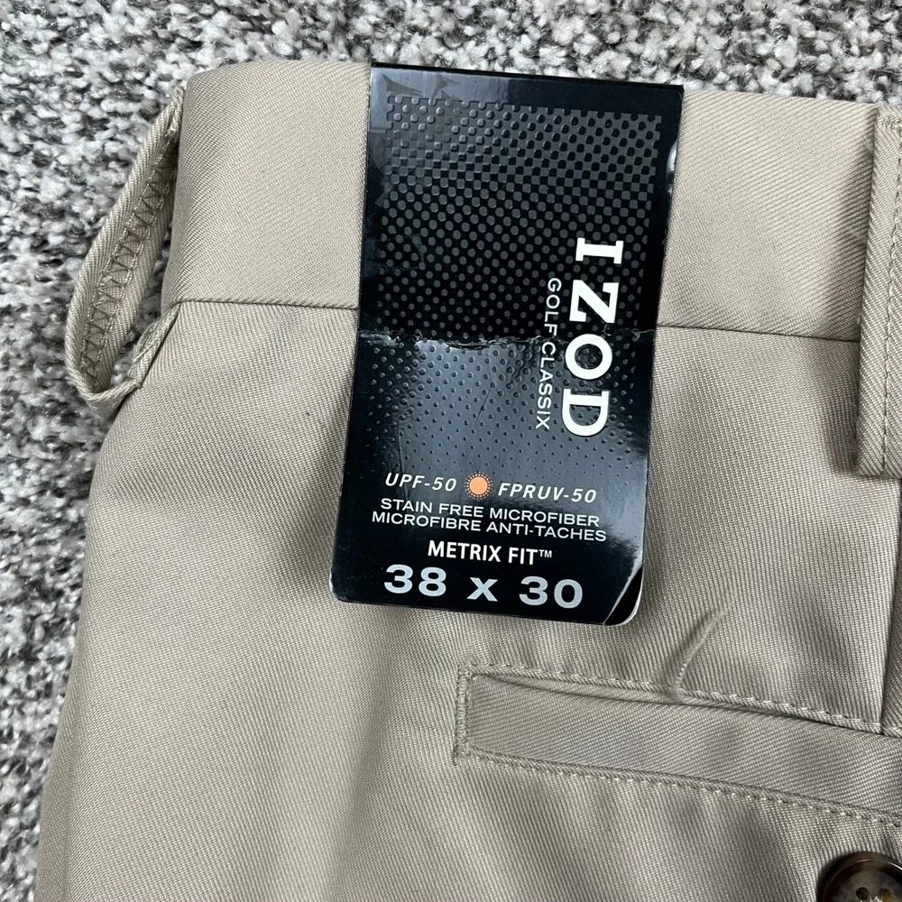 IZOD pnats mens 38X30 Golf performance  Classix Khaki  Microfiber Pleated
